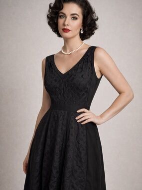 Tory Burch 100% Silk Black Textured Fit & Flare Dress Size 10